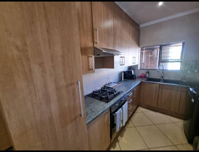 2 BEDROOM TOWNHOUSE FOR SALE IN LIEFDE EN VREDE